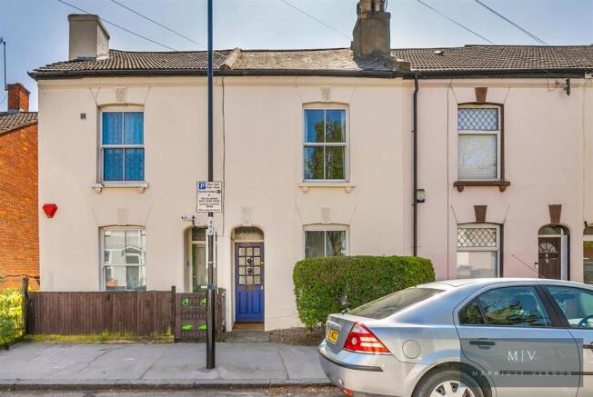 Leslie Grove 10 MV-15.jpg