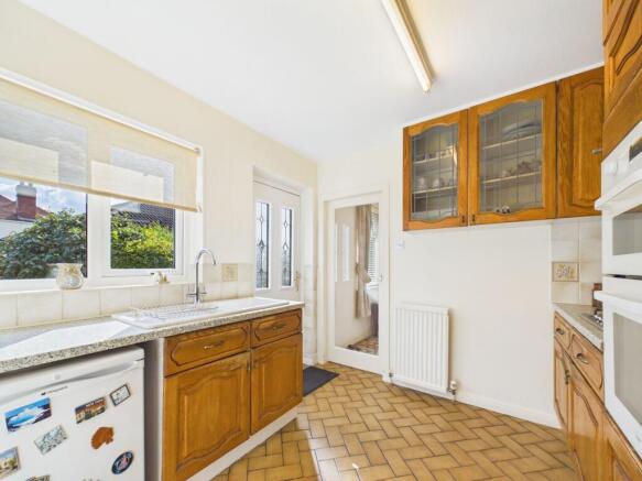 3 bed Detached Bungalow for sale Image 6