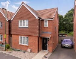 40, Lobelia Drive, Northbrook, Worthing BN13 3GL