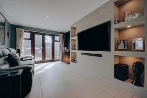16, Westwick Place, Watford WD25 0FD