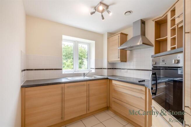 1 bed Apartment for sale Image 9