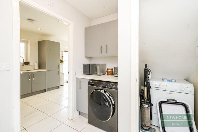3 bed Detached for sale Image 7