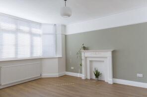 68, Mays Lane, Underhill, Barnet EN5 2DZ