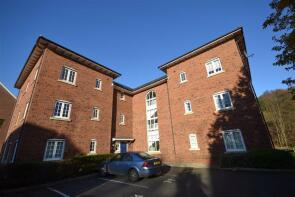 7, Langcliffe Place, Stoneclough Radcliffe, Bolton M26 1QP