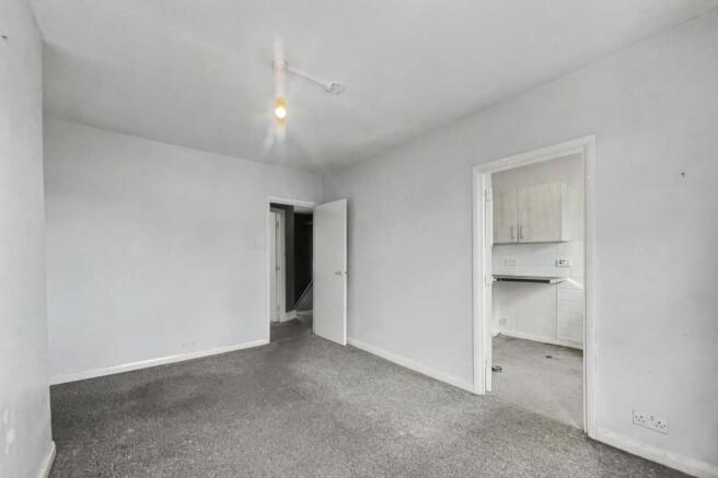 Flat C, 7 Ariel Road, West Hampstead, London NW6 2DX