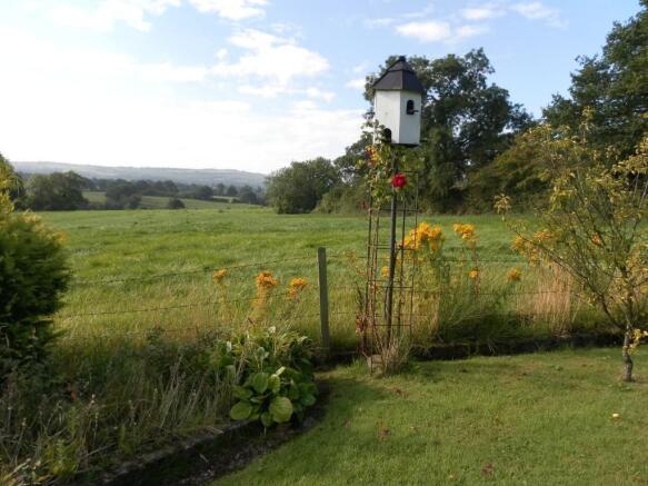 view acroos fields