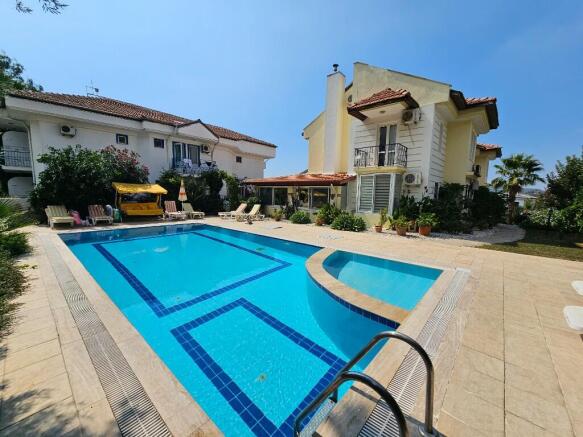 Small Complex