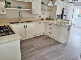 5, Rea Way, Worcester WR2 5HA