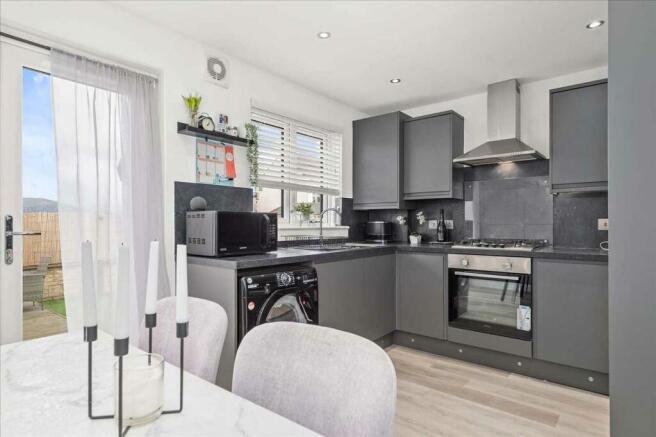Kitchen/Dining Area