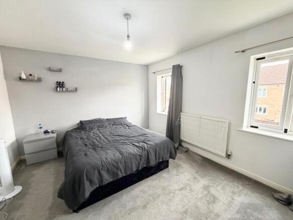 3 bed House for sale Image 6