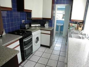 KITCHEN:
