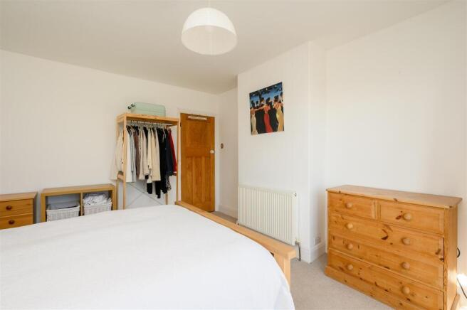 3 bed Semi-Detached for sale Image 11