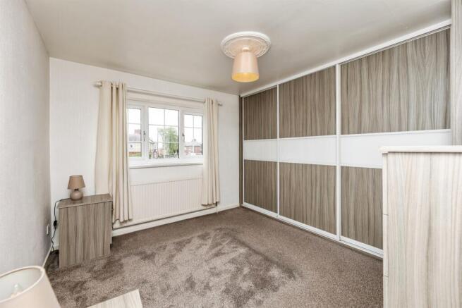 3 bed Semi-Detached for sale Image 9