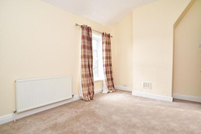 2 bed Terraced to rent Image 9