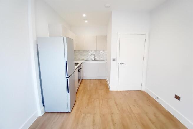 Fitted kitchen