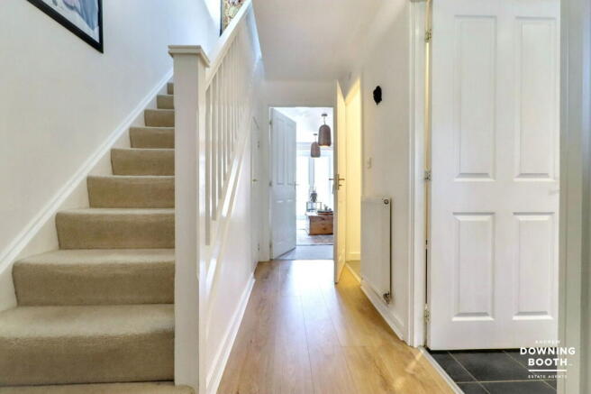 Hardy Place, Lichfield - No Upward Chain photo 4