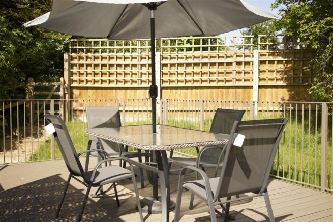 decking2.jpg