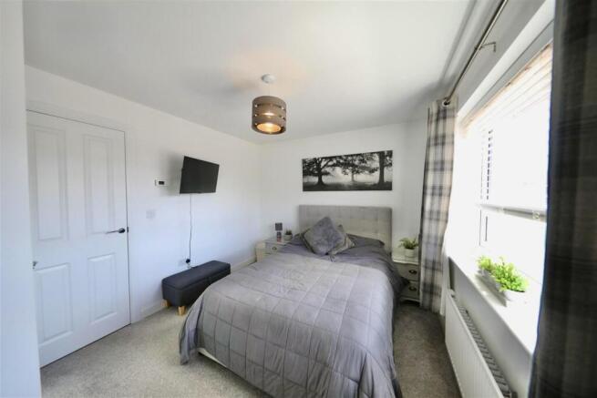 2 bed Terraced for sale Image 12