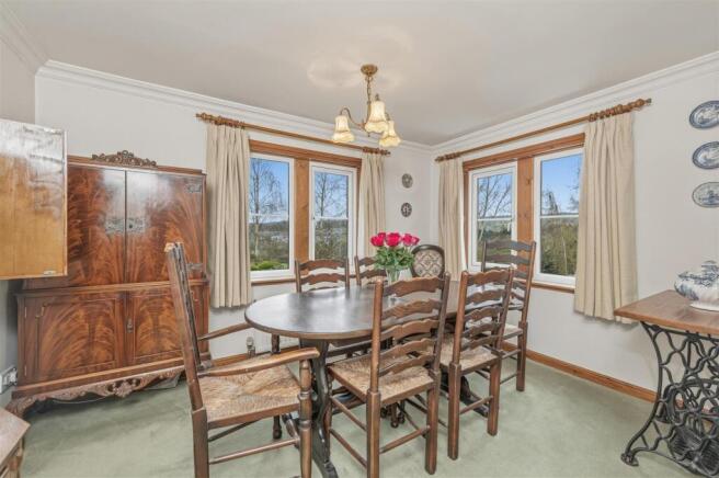 4 bed Detached for sale Image 12