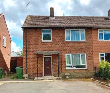 6 Dinas Road, Cheltenham, GL51 3EW