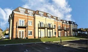 18, 10 Navarre Court, Primrose Hill, Kings Langley WD4 8FS