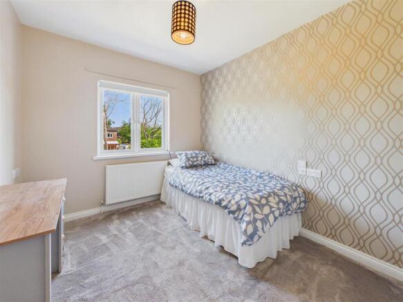 2 bed Semi-Detached for sale Image 9