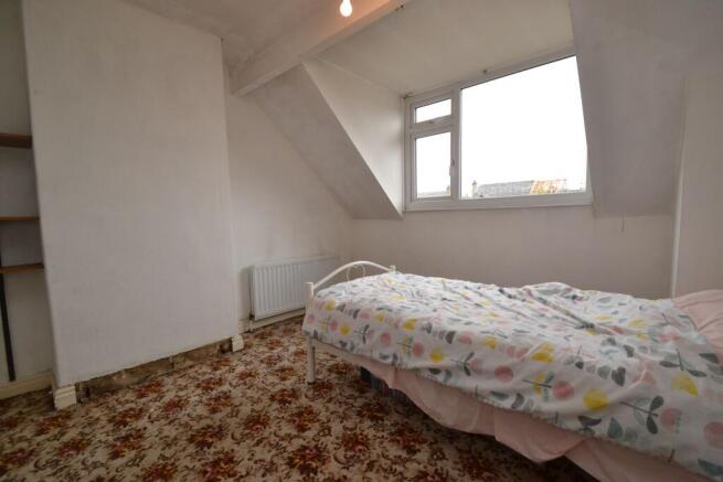 2 bed Semi-Detached Bungalow for sale Image 10