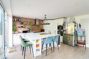11, Addison Avenue, London N14 4AL