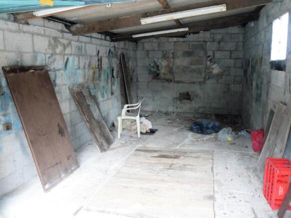 Garage 2