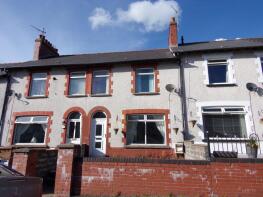 37, Llwyn-on Road, Blackwood NP12 0LX