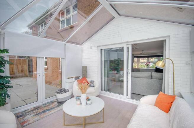 Conservatory pic 2.jpg