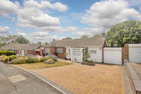 Beacon Drive, Bean, DA2