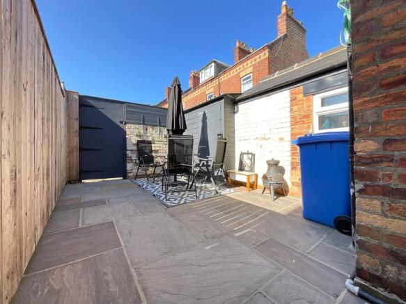 2 bed Terraced for sale Image 12