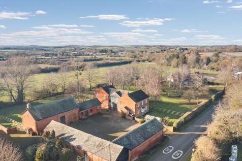 Upton End Road, Shillington, Hitchin, SG5