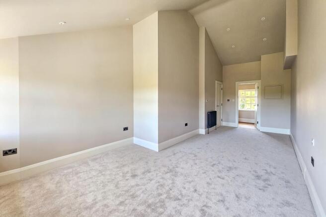2 bed Village House for sale Image 10