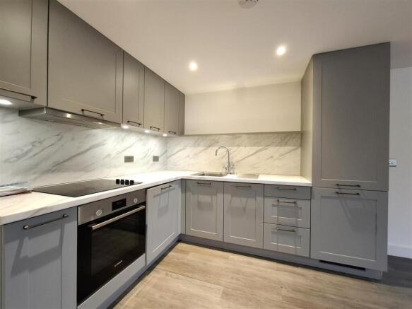 Kitchen1.jpg