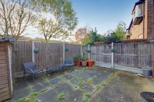 8_Patio-1.jpg