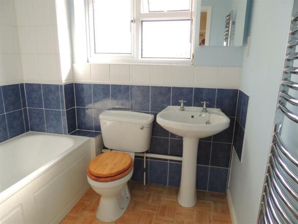bathroom.JPG