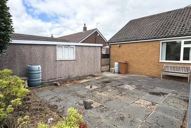 2 bed Semi-Detached Bungalow for sale Image 9