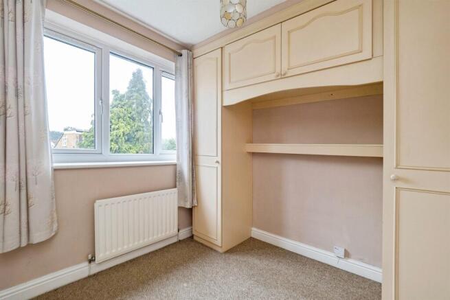 3 bed Terraced for sale Image 11