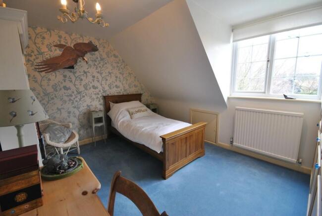 Double Bedroom wi...