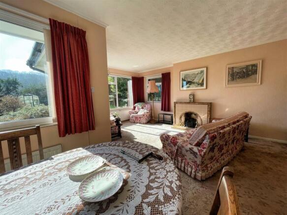 Sitting Room.jpg