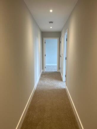 1 bed Apartment to rent Image 7