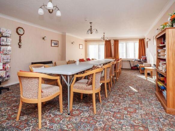 RESIDENTS LOUNGE