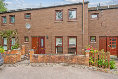 Hardie Court, Stirling, FK7