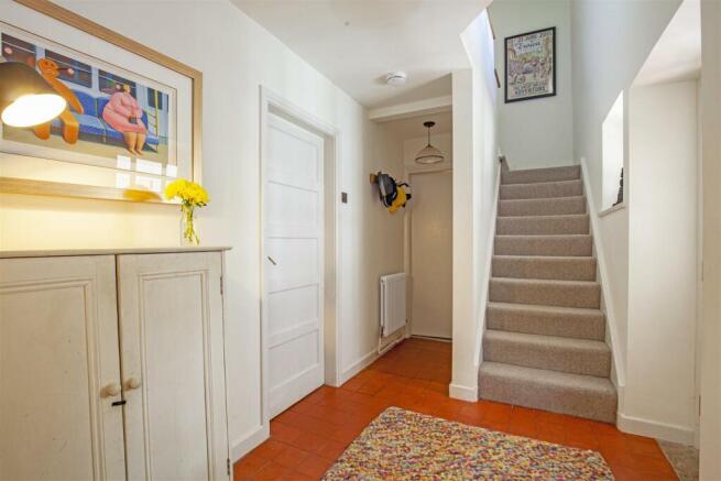 Entrance Hall-1.jpg