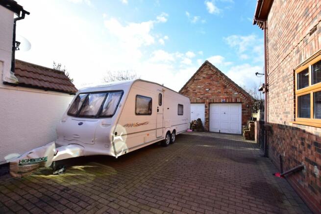 Detached Garage