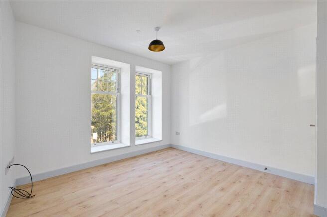 1 bed Apartment to rent Image 6
