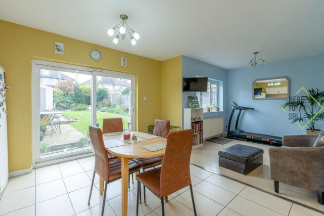 Gallants Farm Road, Barnet, EN4-Kitchen3