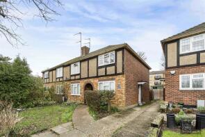 29, Monks Close, Enfield EN2 8DZ